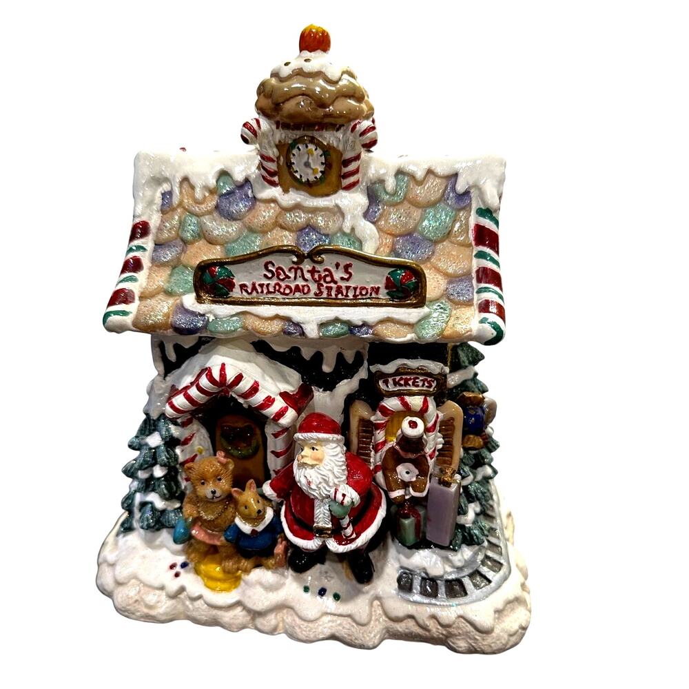 Fitz and Floyd Retired 2002 Candy Lane Santa's Railroad Station Holiday Musical